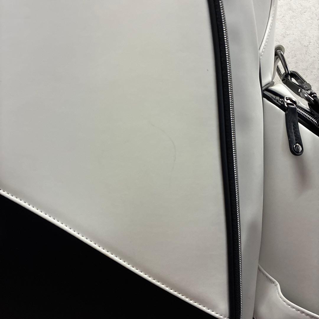 Vessel ベゼル　キャディバッグ ホワイト/ブラック