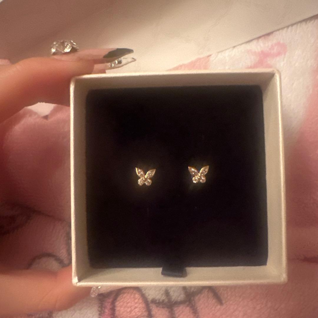 TSUTSUMIキュービックピアス