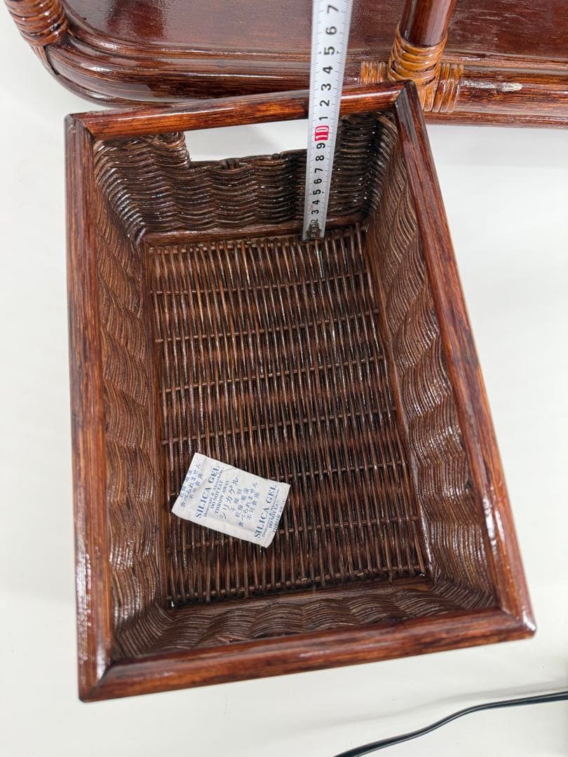 新品未使用❣️キャスター付きウッドラック バスケット収納サイドテーブル籐ラタン