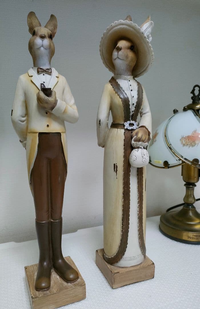 ウサギの 置物 カップル　　陶器製　ヴィンテージ