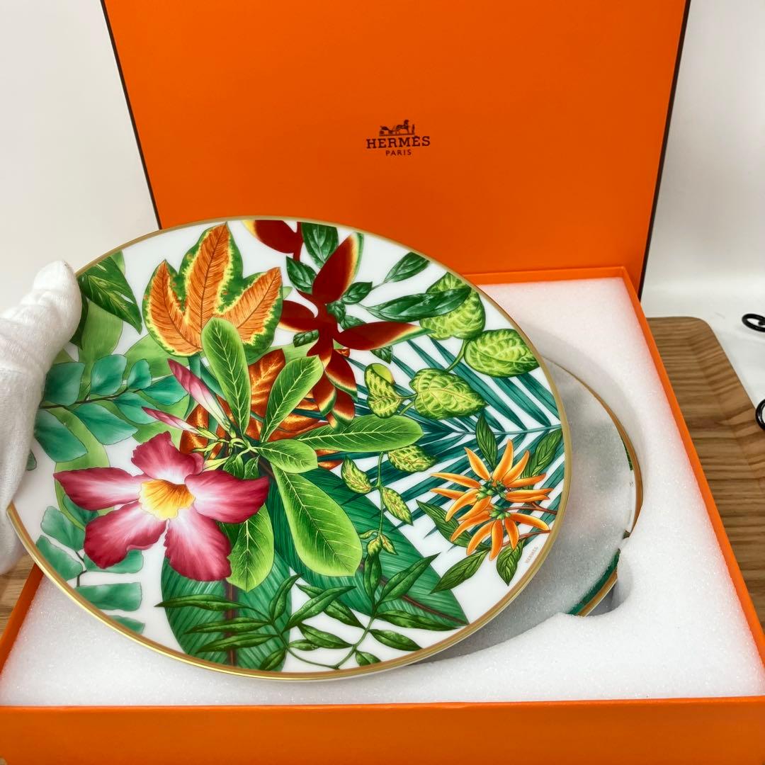 エルメス　パシフォリア　デザートプレート　No.1,2 2枚組　箱付き