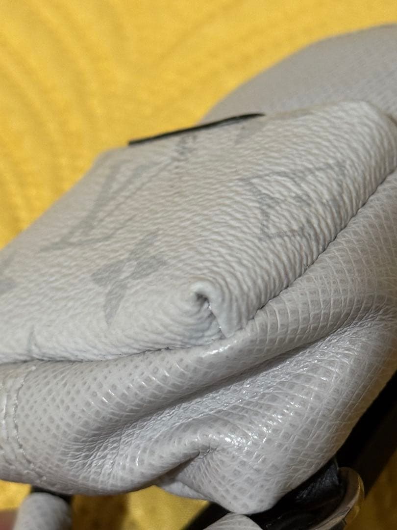 ルイ・ヴィトン キーホルダー　ビジューサック・ネオディスカバリー M69318