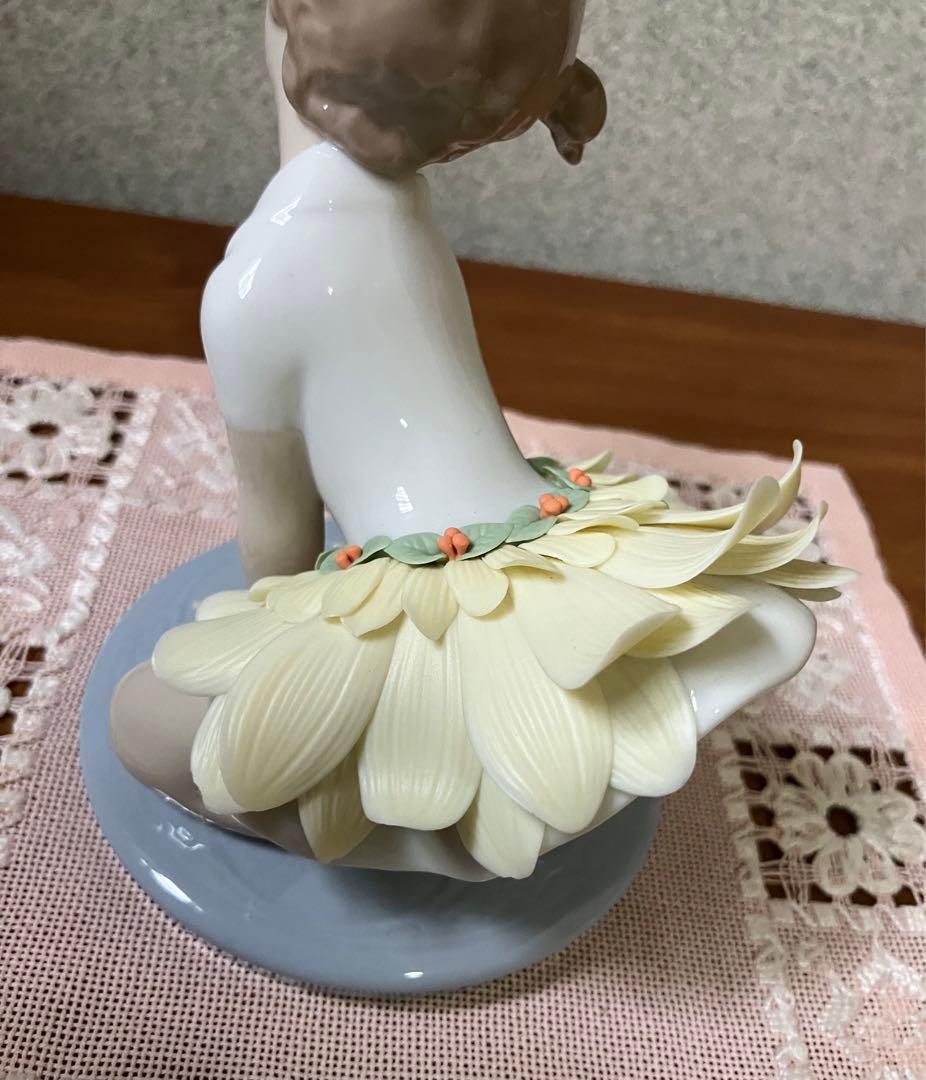★VV★ リヤドロ　バレエ　女の子2体　少女　子供　お花のスカート