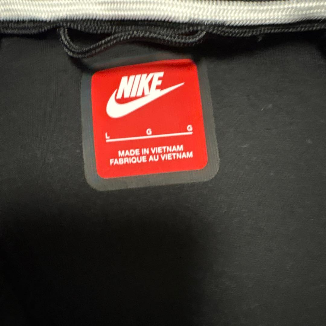 Nike ブラック テックフリース