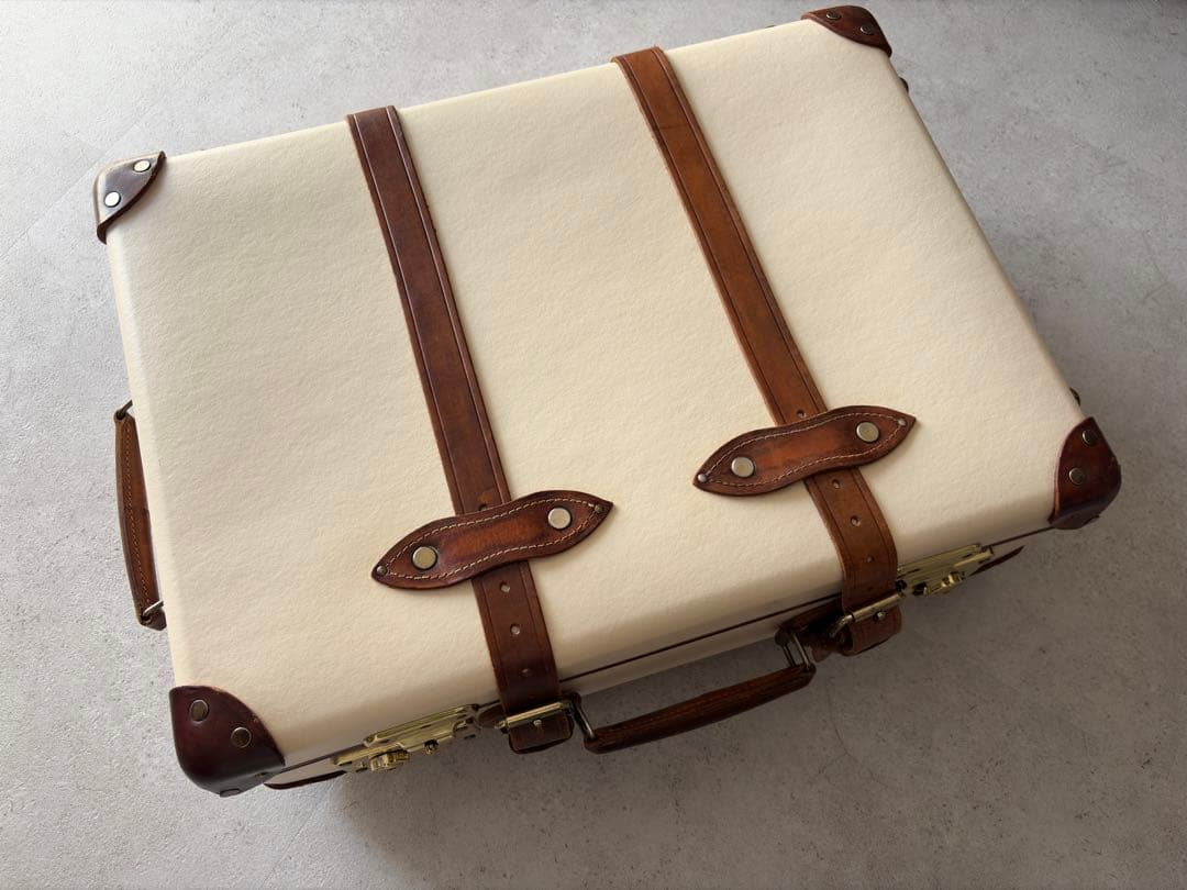 グローブトロッター　サファリ　キャリーケース レザー　21inc