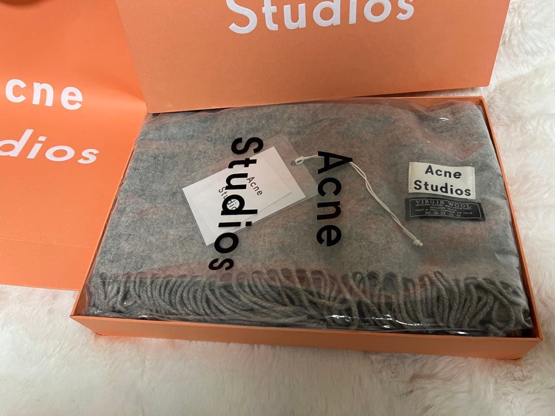 Acne Studios グレー ストール