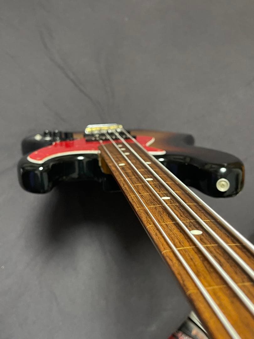 フェンダージャパン　フレットレスベース