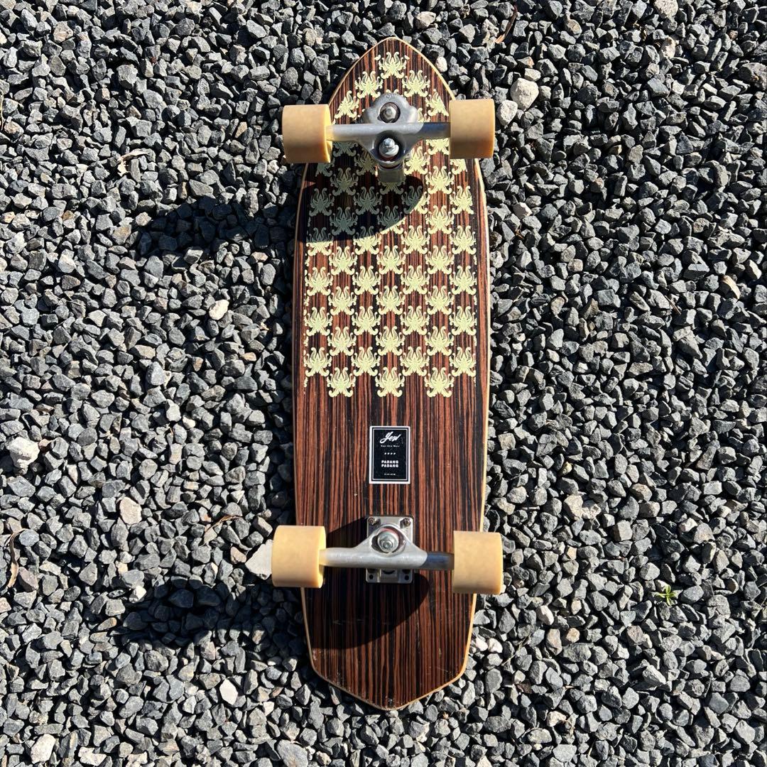 yow surf スケートボード