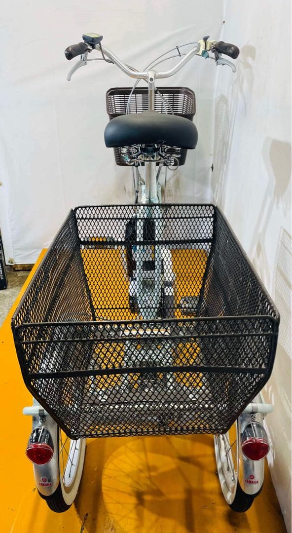 送料無料条件付き YAMAHA 電動アシスト自転車三輪車(18/16型)