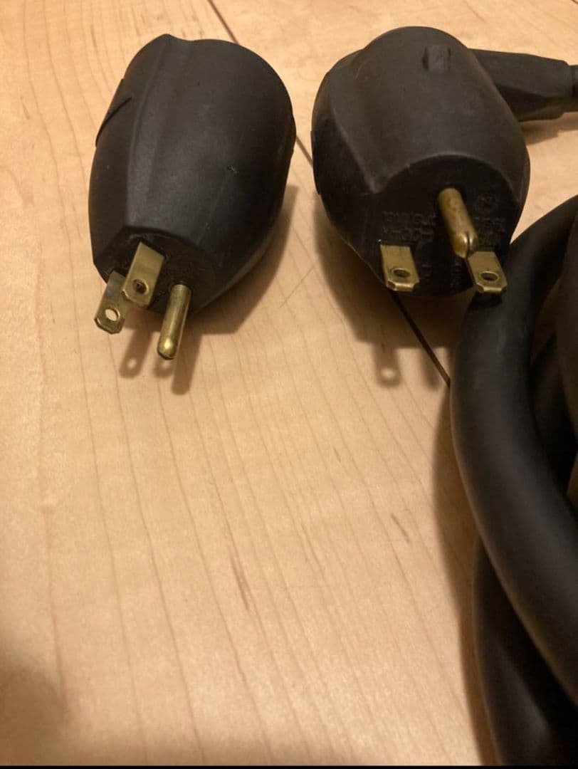 テスラ　モバイルコネクター　テスラ　Tesla GEN 1 100v 200v