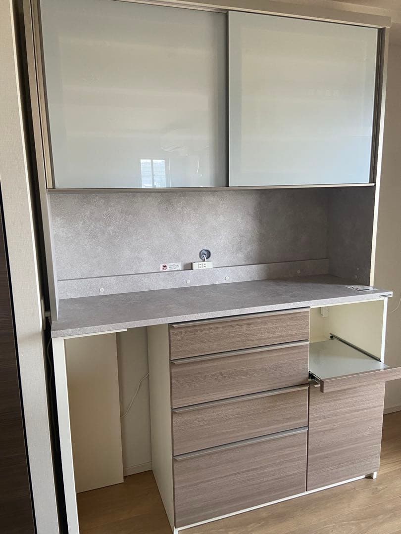 【お値下げしました！8/23まで出品予定】パモウナ 140 食器棚