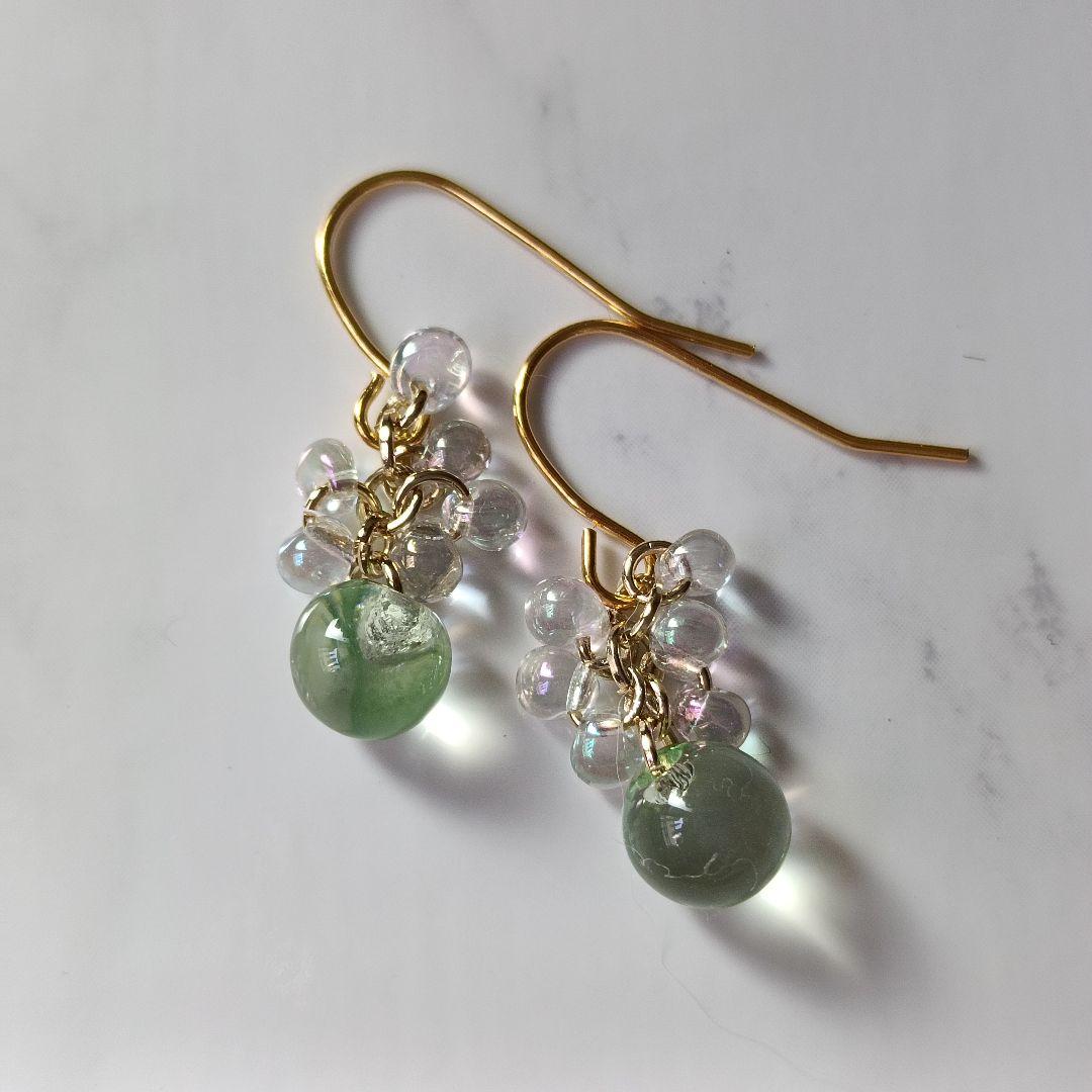 No.344 コロンとした鈴丸ビーズのピアス ハンドメイド