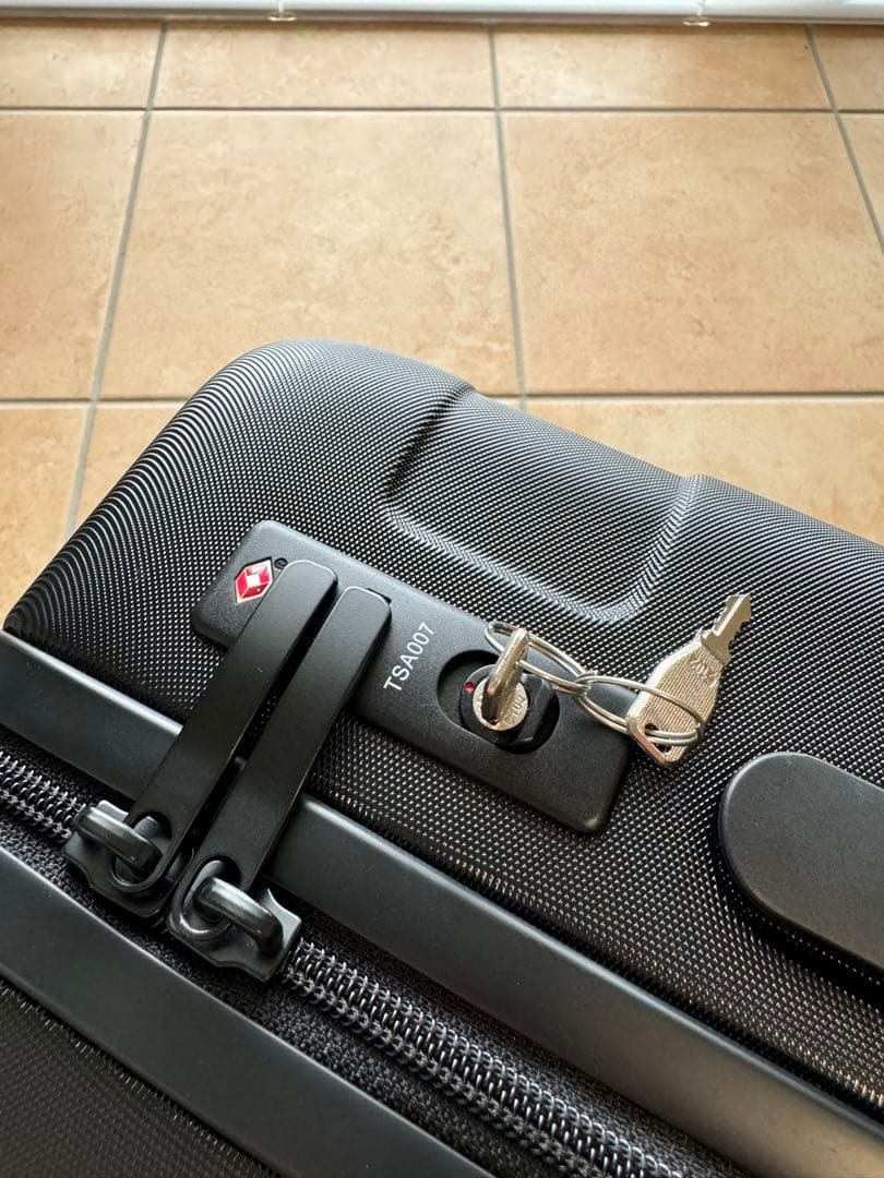 RI☆　【美品】無印良品　ハードキャリーケース　機内持込サイズ 36L