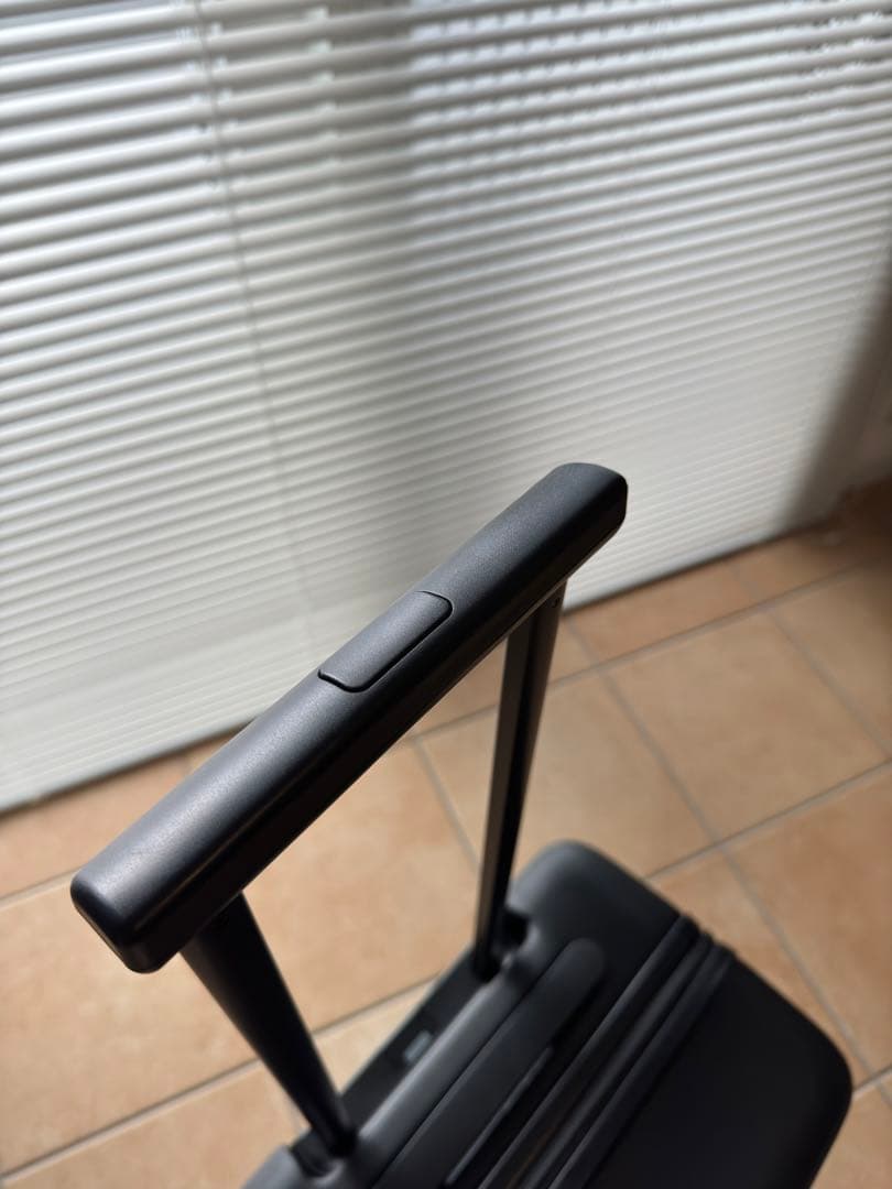 RI☆　【美品】無印良品　ハードキャリーケース　機内持込サイズ 36L