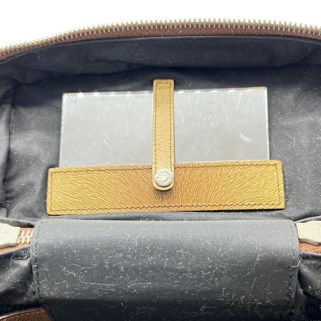 サルヴァトーレフェラガモ バニティバッグ ガンチーニ