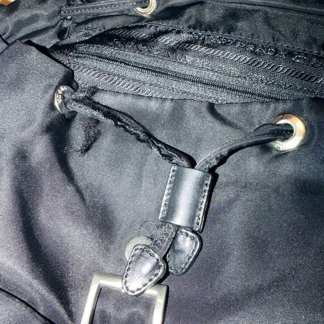 ブラック ナイロンリュック・バックパック　PRADA