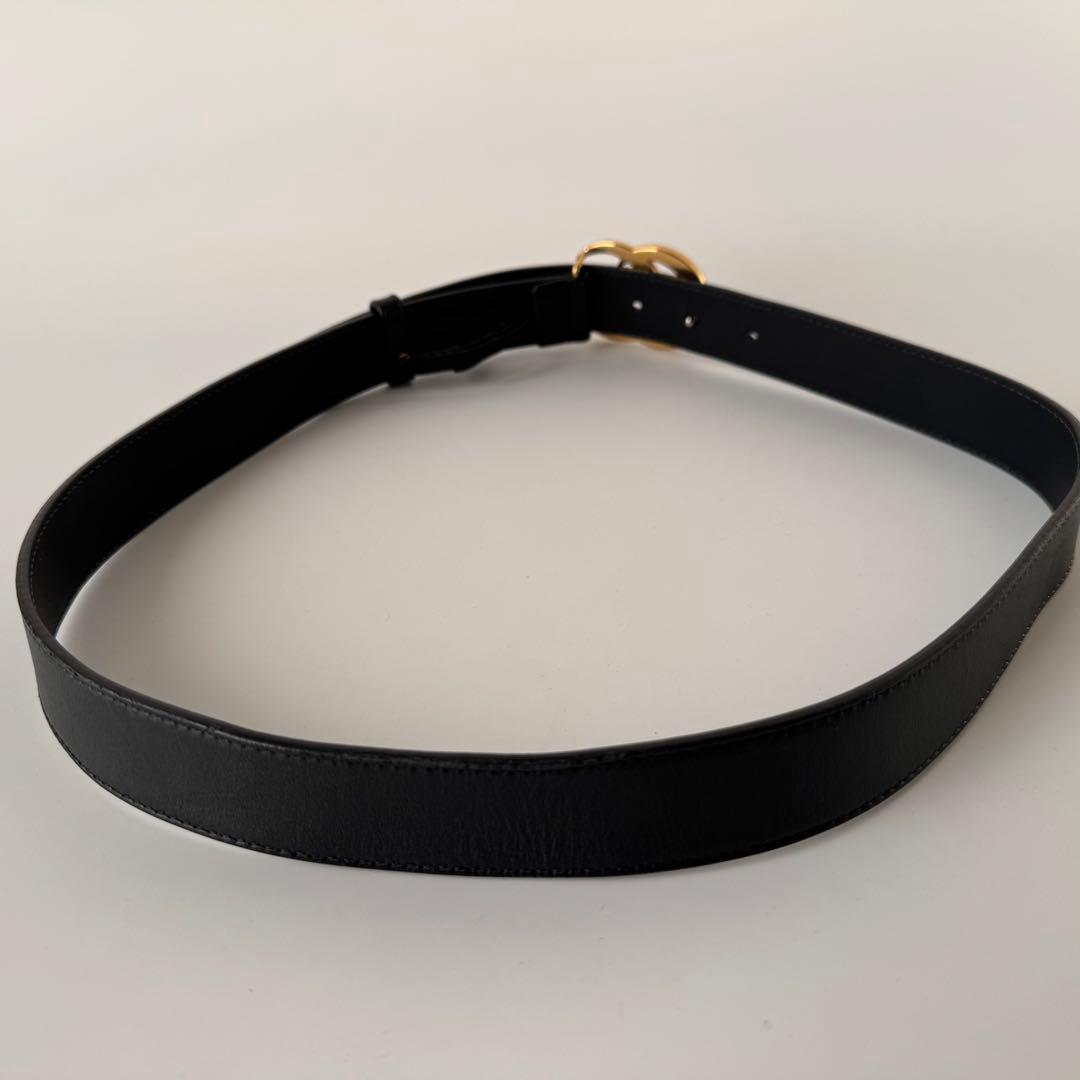 【美品】GUCCI　ベルト　黒　GGマーモント　ゴールド　レザー　ロゴバックル