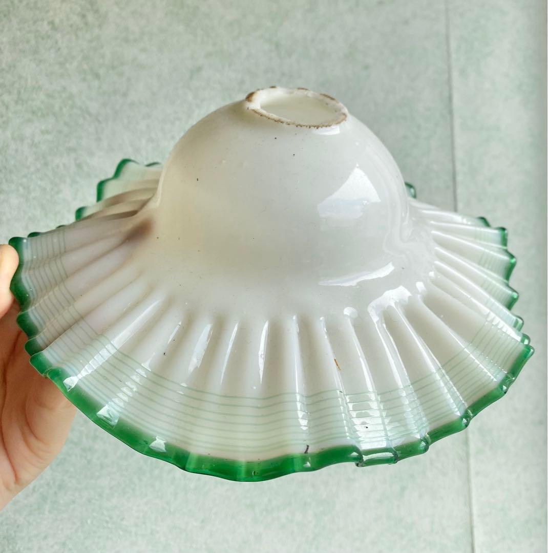 電傘 ミルクシェード ガラス ランプ 大正ガラス