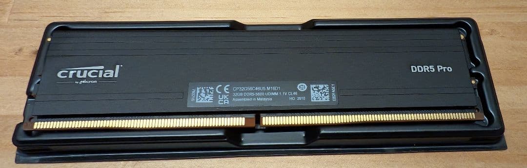 CRUCIAL PRO 32G DDR5-5600 メモリ