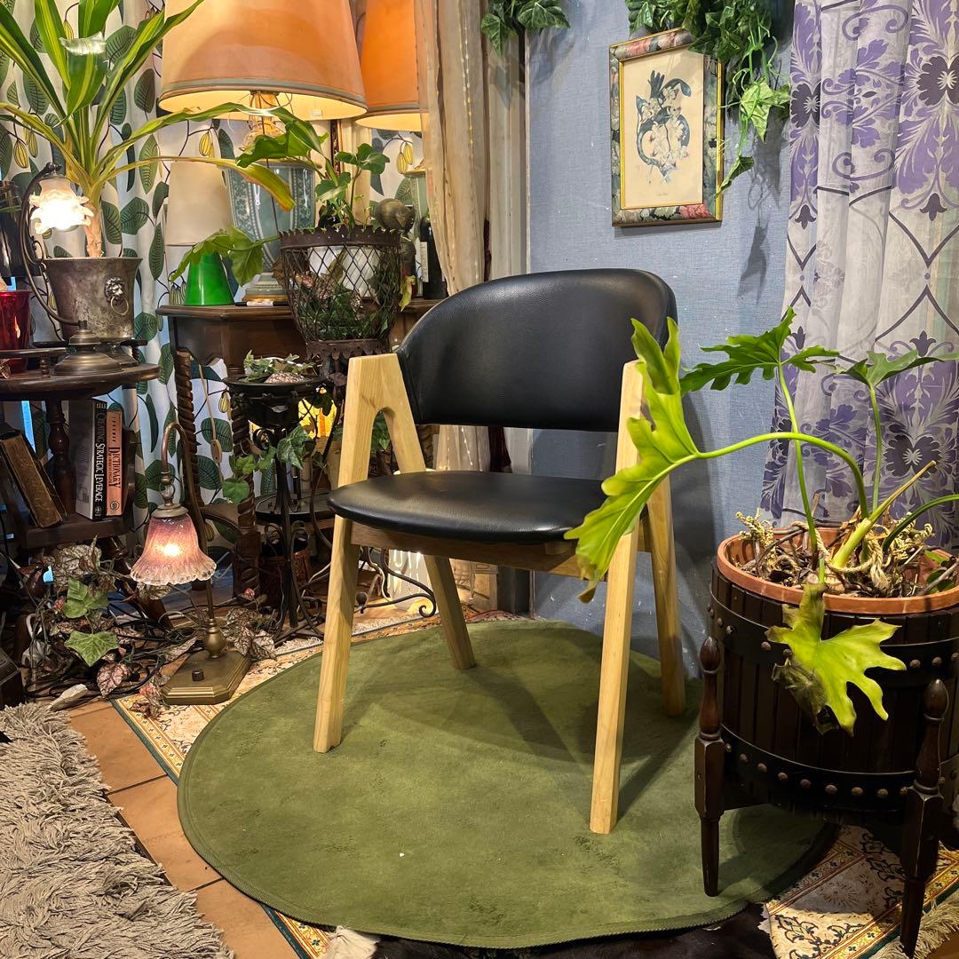 L１　スタイリッシュモダン　北欧ST ショートアームチェア