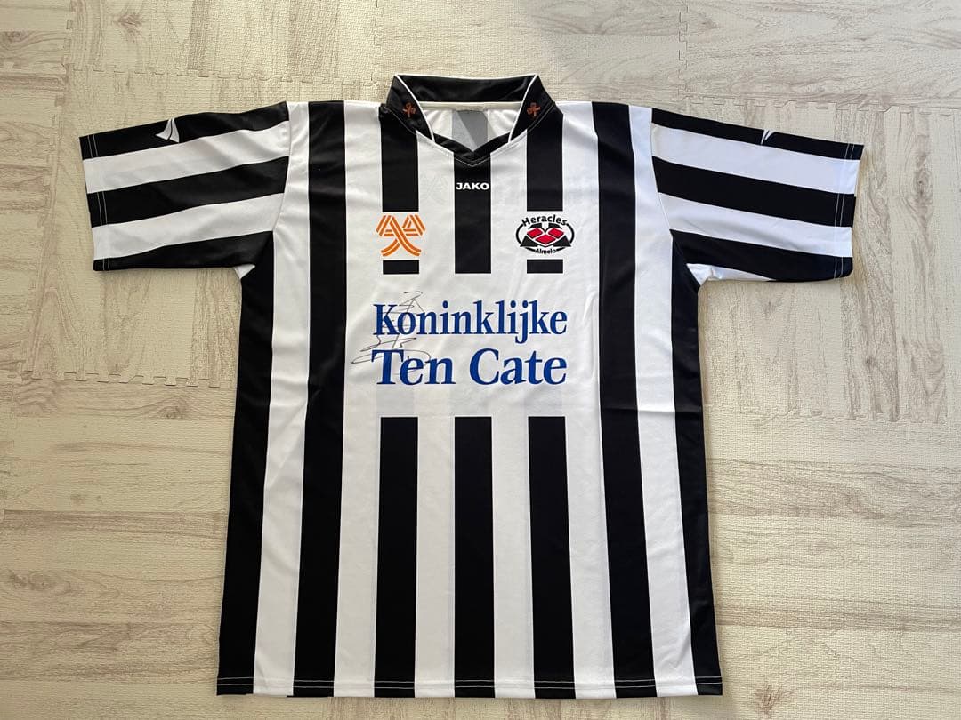 限定セール【平山相太 直筆サイン入りユニフォーム】ヘラクレスアルメロ9番