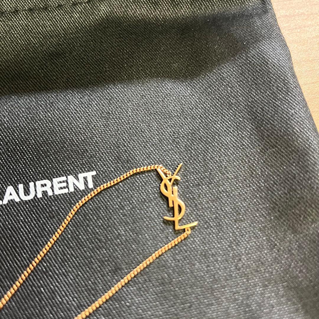 【みるく】SAINT LAURENT チャームブレスレット