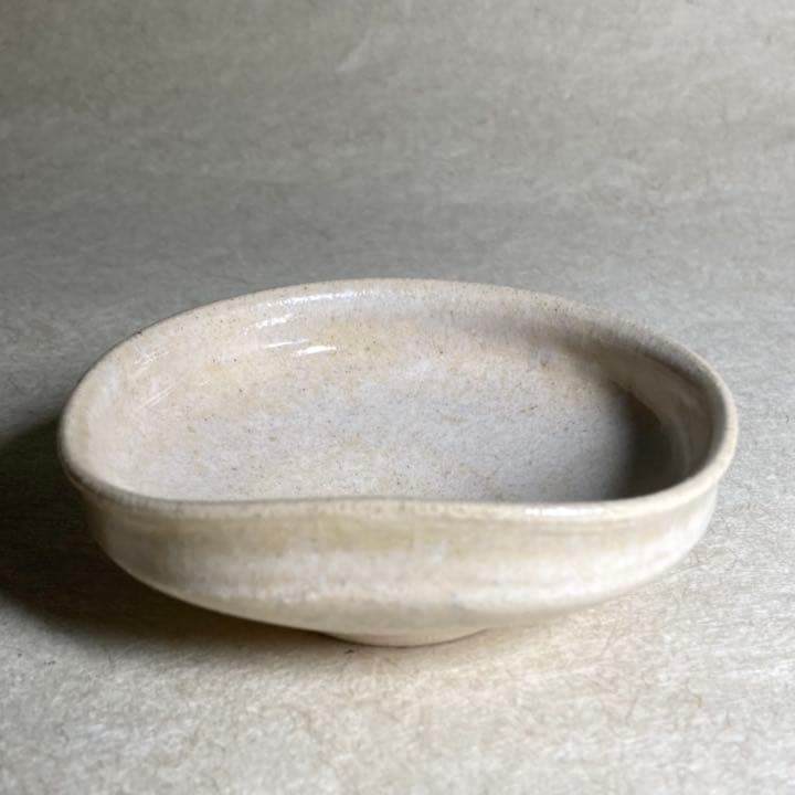 唐津山瀬馬盥沓形ぐい呑　唐津焼　ぐい呑　焼き物　陶器　酒器　陶芸