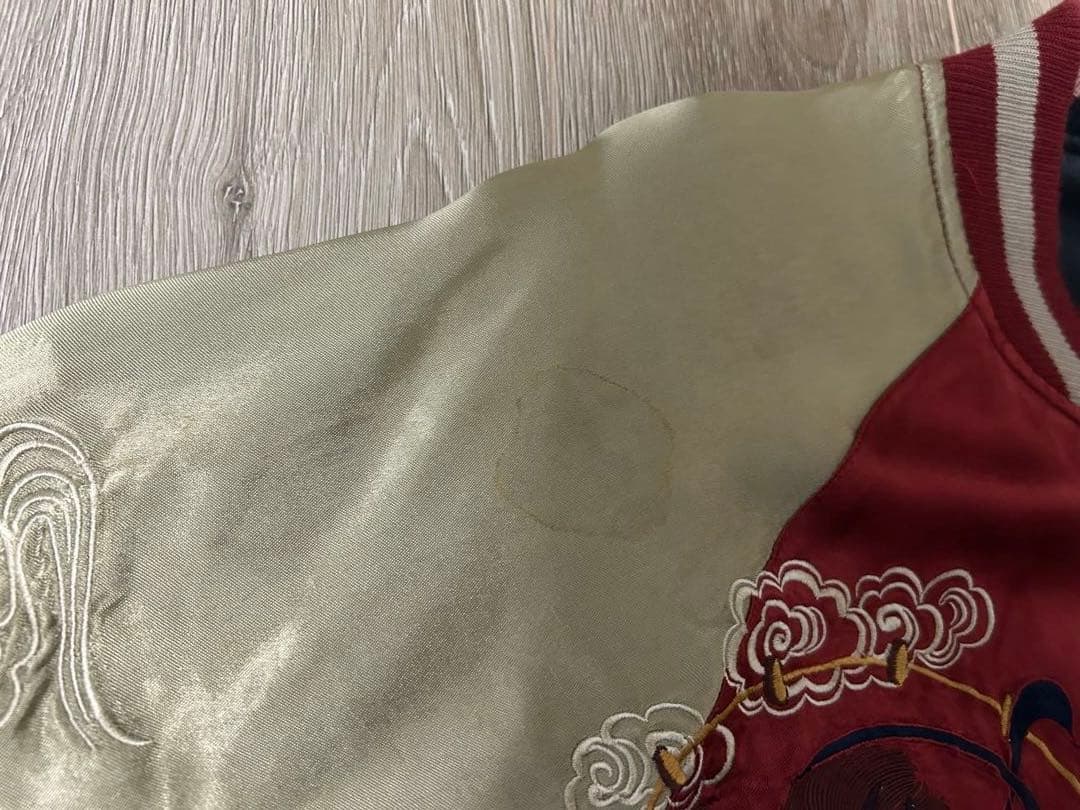 刺繍入り赤金スカジャン　百花繚乱　風神　雷神