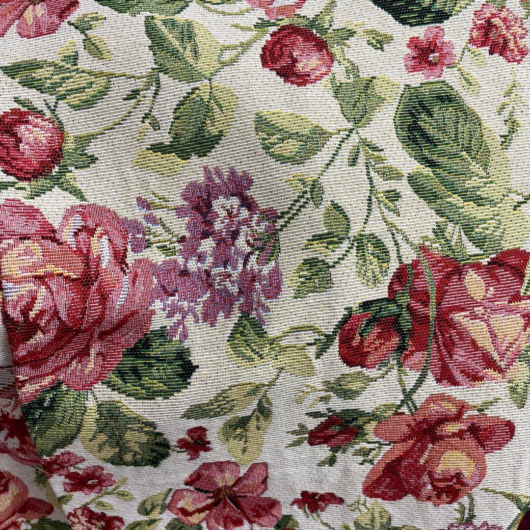 新品　ジャガード ローズ柄　花柄　ベッド　ソファ　こたつカバーなどマルチクロス