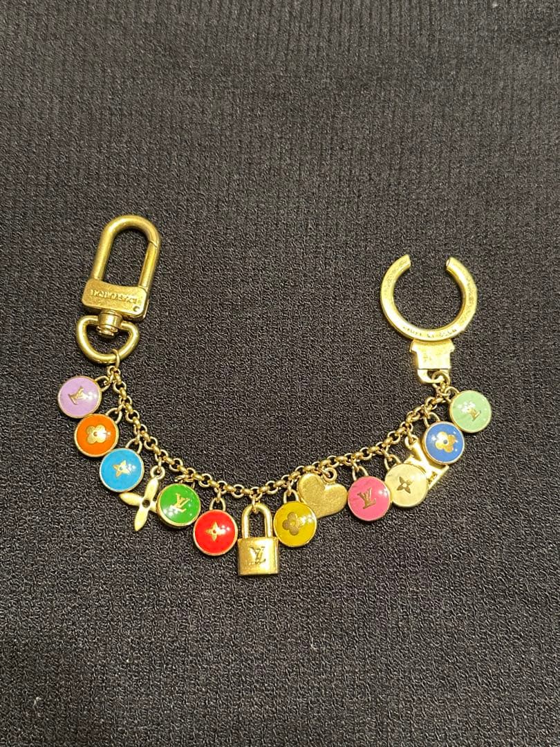 ルイヴィトン ポルトクレ・シェンヌ パスティーユ バッグチャーム