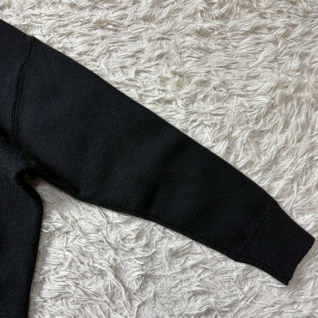 【美品】23AW PURE WOOL ニットプルオーバー 黒