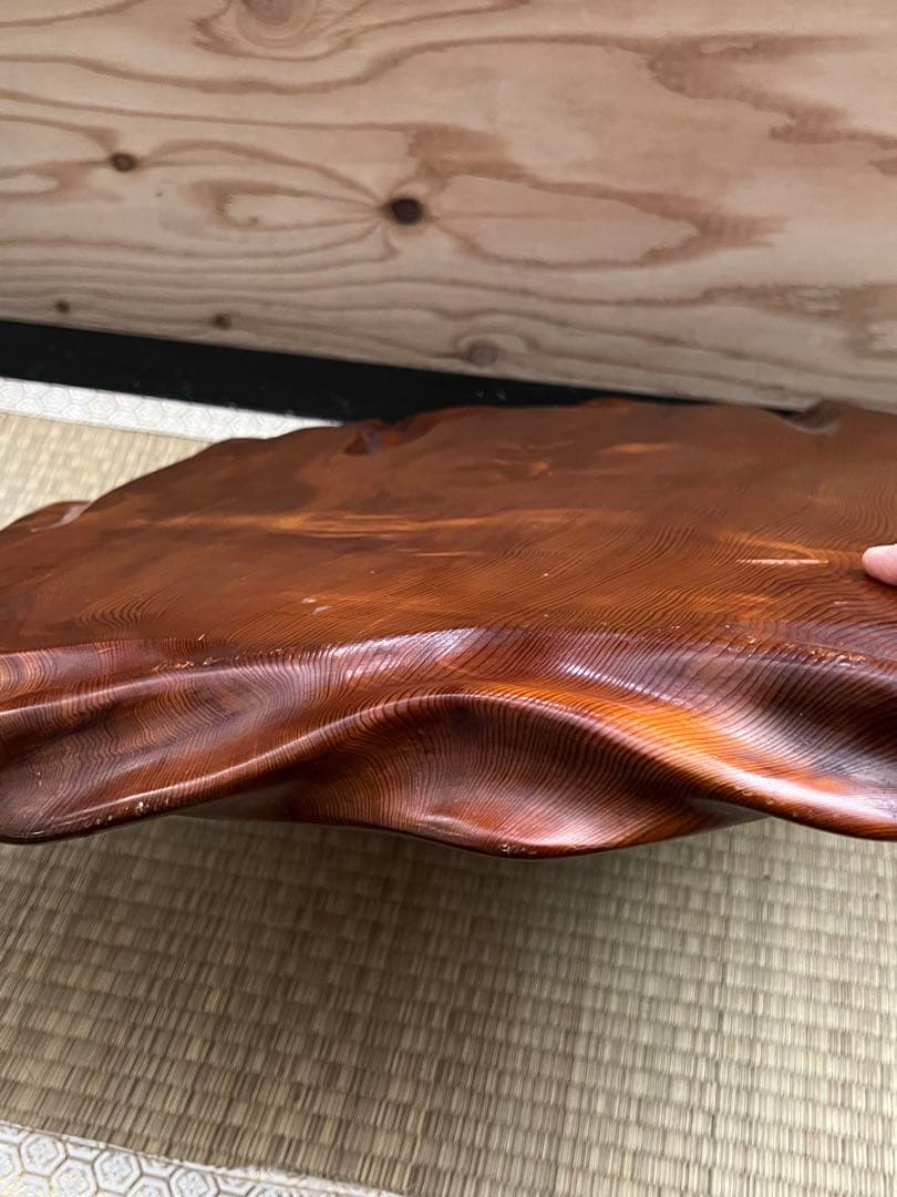 屋久杉　天然木 一枚板の装飾テーブル 脚付 花台 フラワースタンド