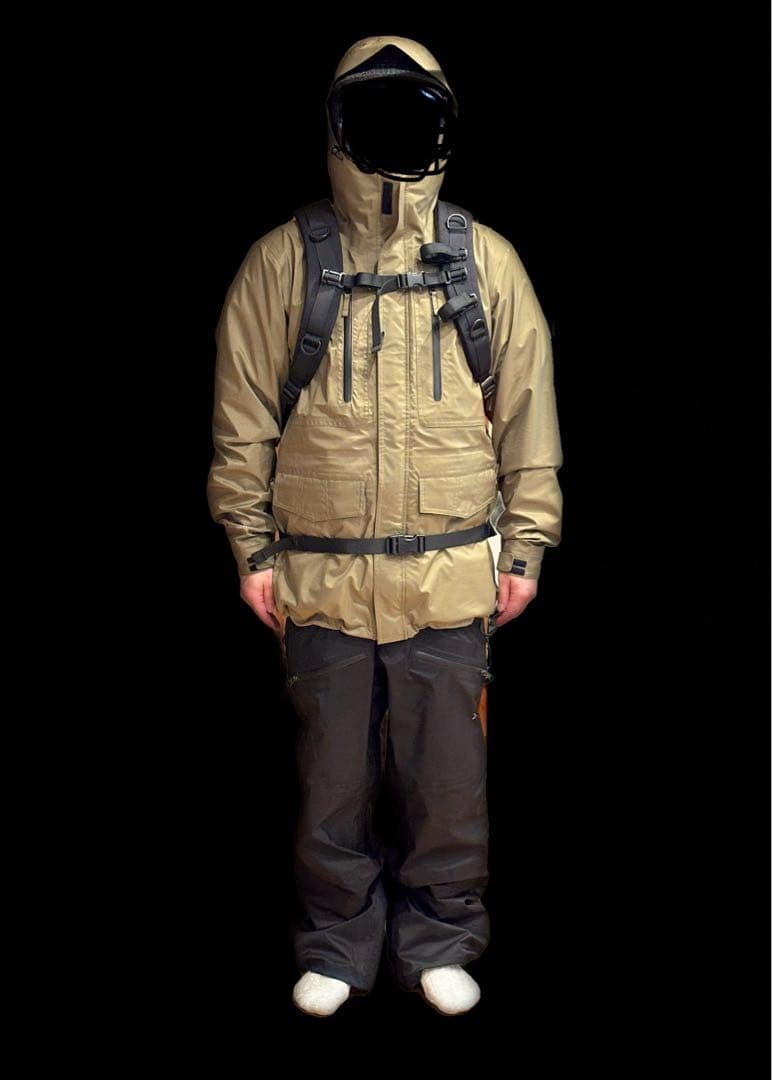 《値下げしました》　KNOWY 2023-2024 上下セット