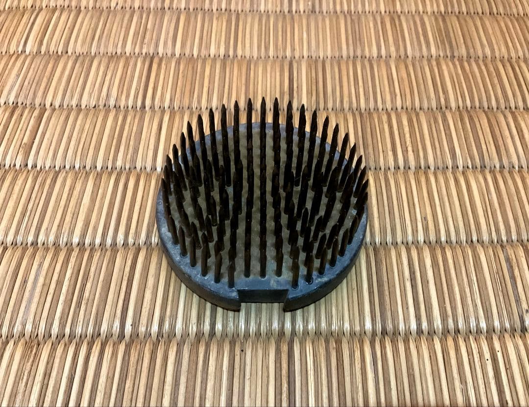 膳所焼　岩崎新定　篭目花入＆黄金掛け花入　淡海ぜぜ　陽炎園造　共箱　剣山付　陶芸