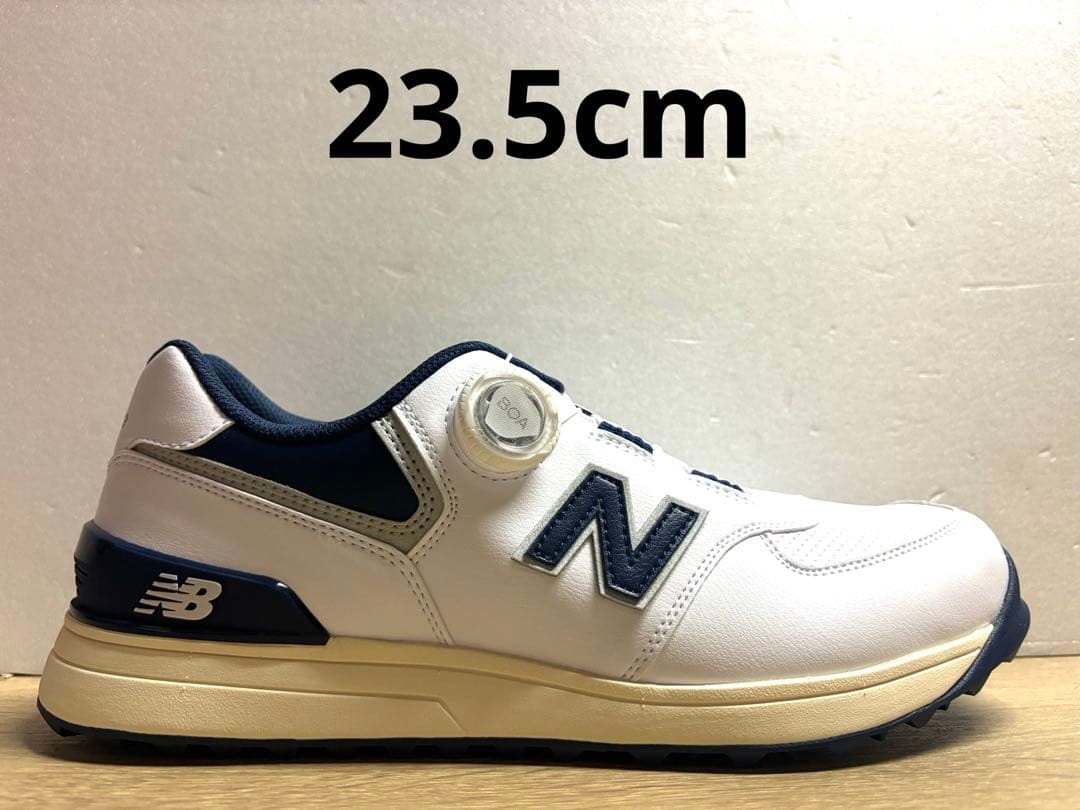未使用 23.5cm 2E ニューバランスゴルフシューズUGBS574Jホワイト