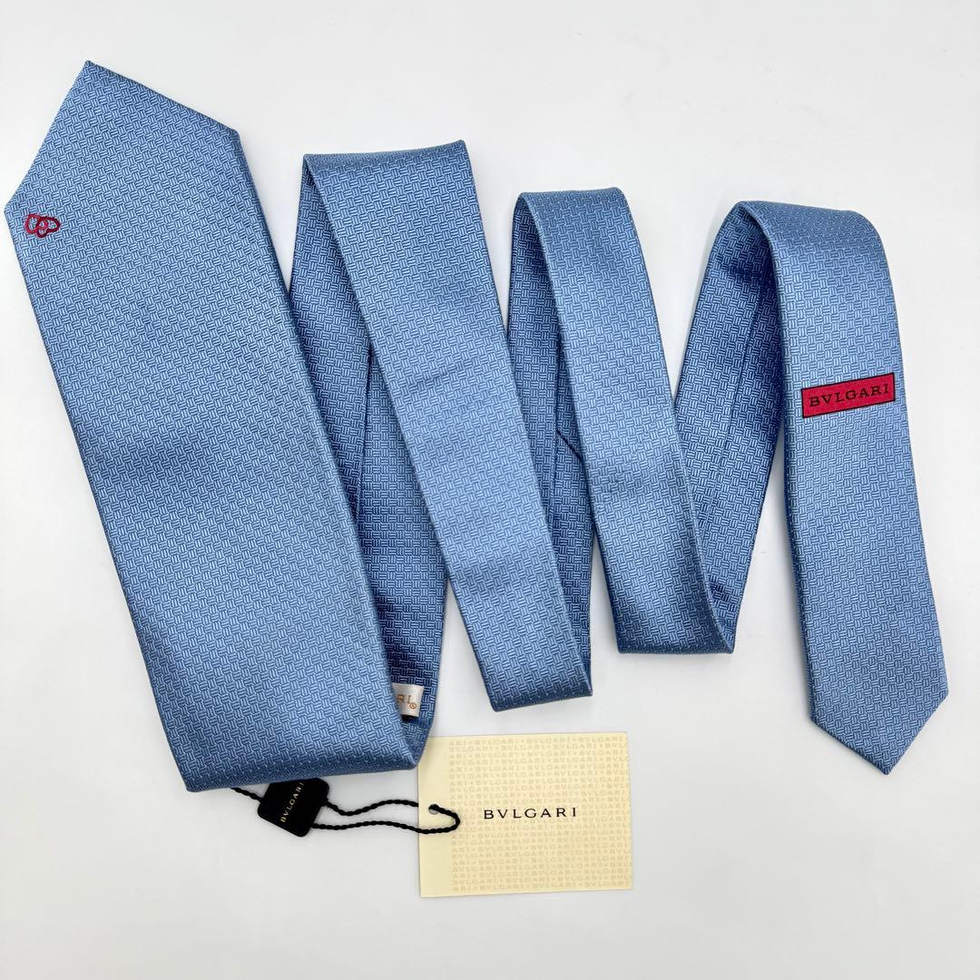 未使用タグ付き ブルガリ ネクタイ 箱付き ソリッド セッテピエゲ ハイブランド