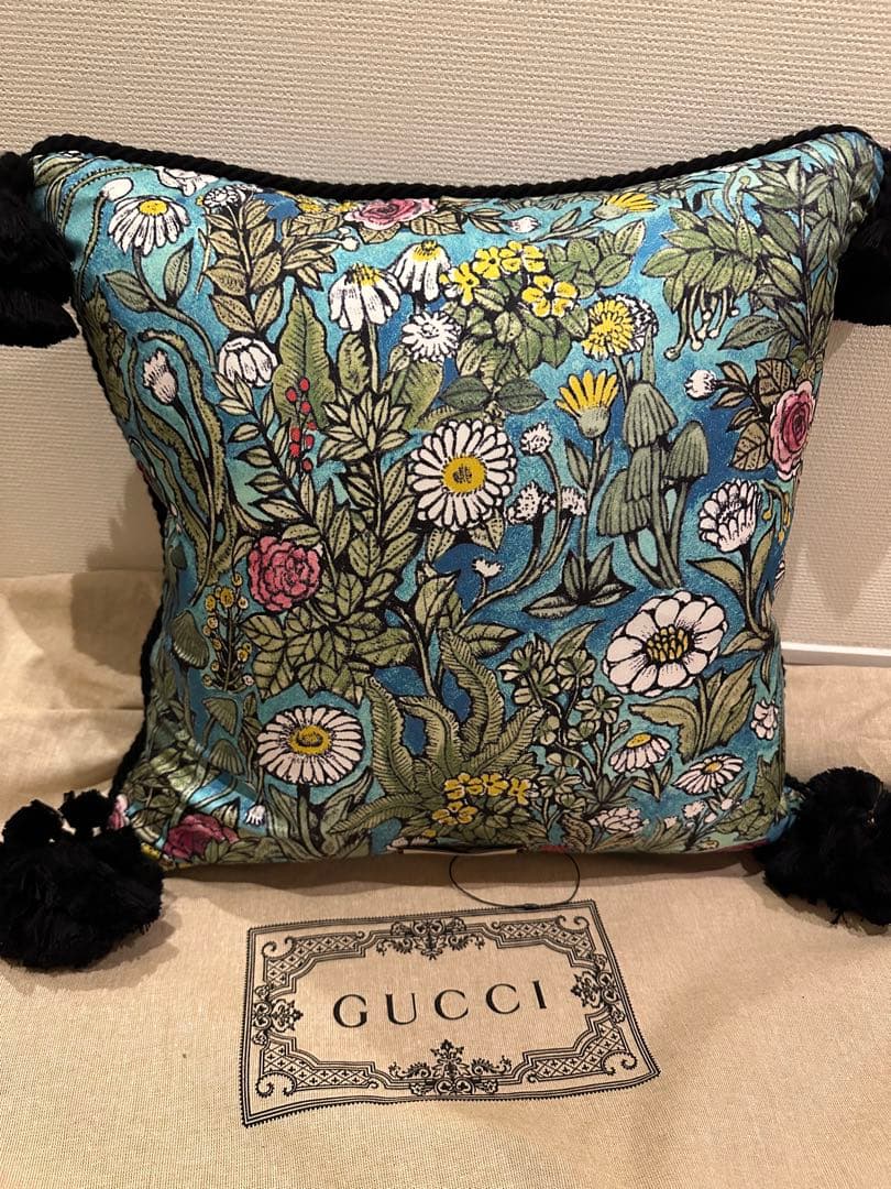 Gucci × ヒグチユウコ　クッション