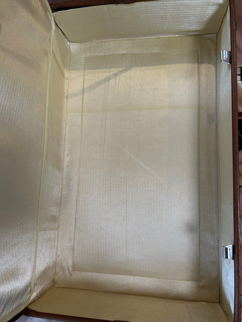 ユーラシア豚革トランクキャリーケースキャリーバッグ旅行バッグスーツケースコロコロ