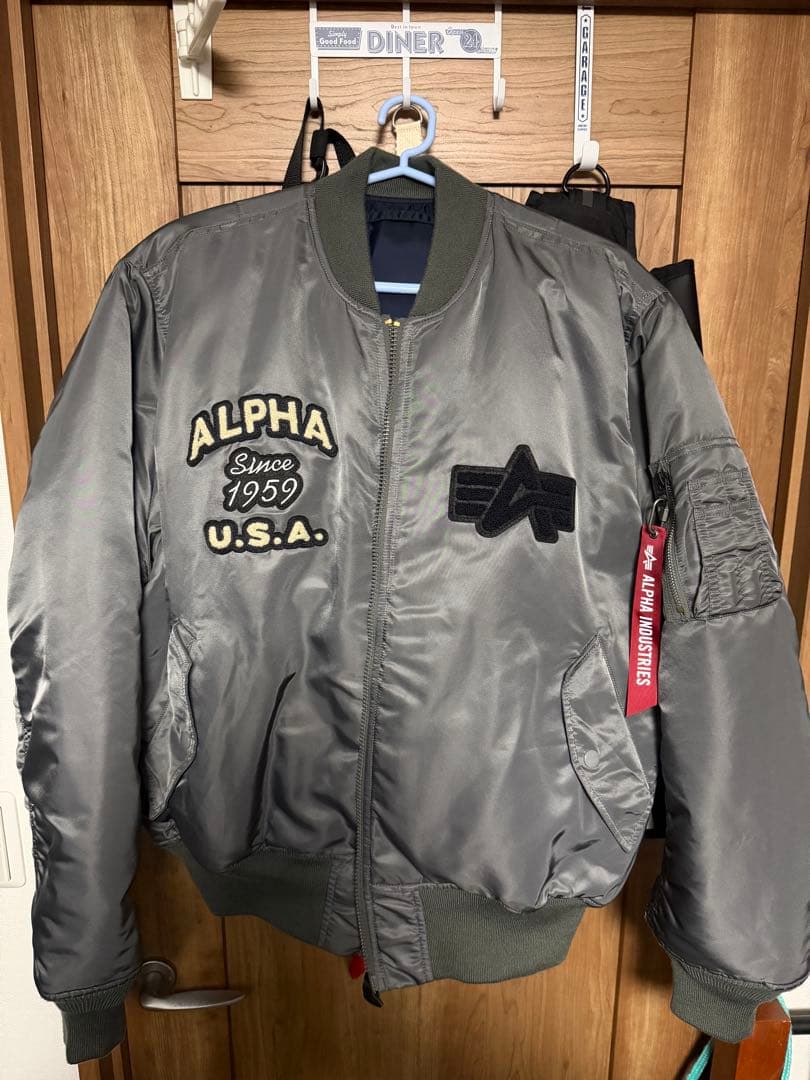 【ALPHA INDUSTRIES】MA-1 フライトジャケット グレー