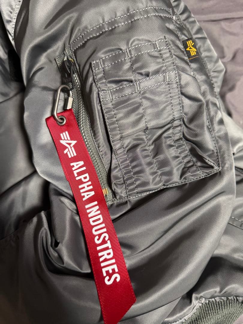 【ALPHA INDUSTRIES】MA-1 フライトジャケット グレー