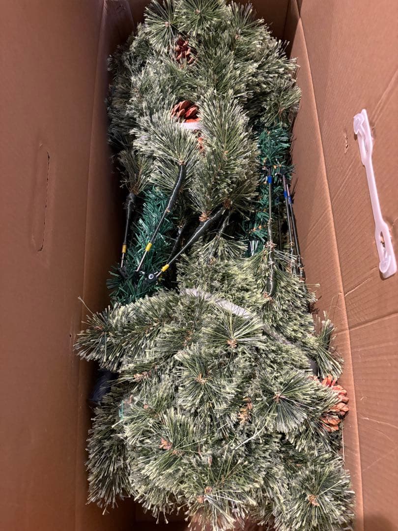 クリスマスツリー 150cm 松ぼっくり付き 北欧風 おしゃれ4脚スタンド