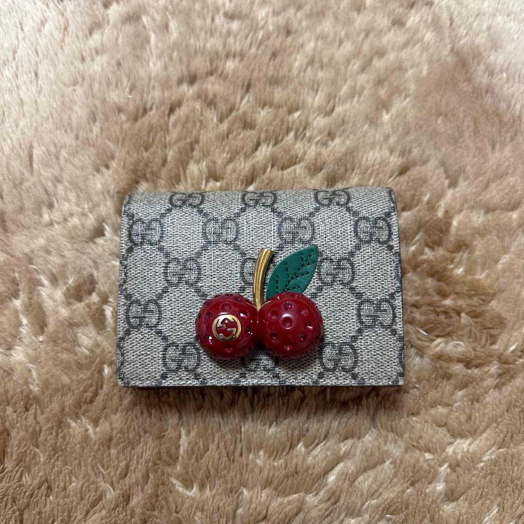 GUCCI 二つ折り財布 さくらんぼ チェリー