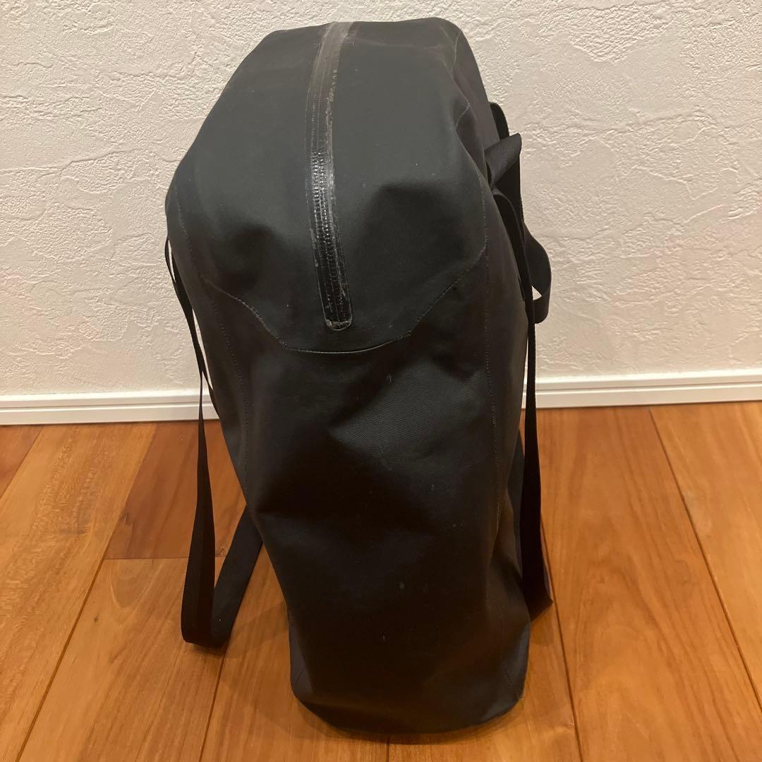 Q*様 アークテリクスヴェイランス　veilance トートバッグ