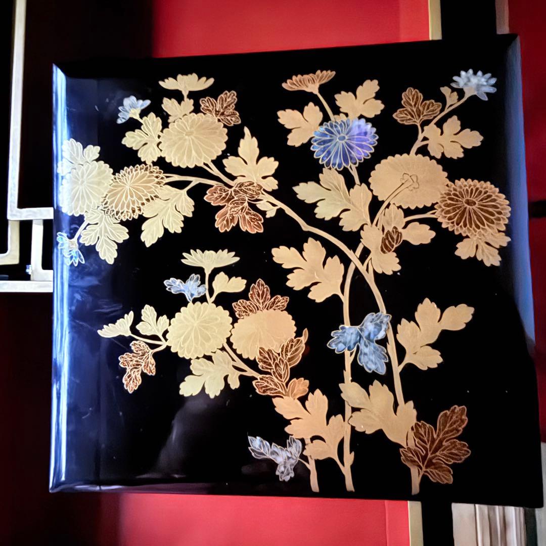 超限定12月31日20時迄‼️JAPAN輪島螺鈿蒔絵『菊づくし』四段重箱在銘重ね盆