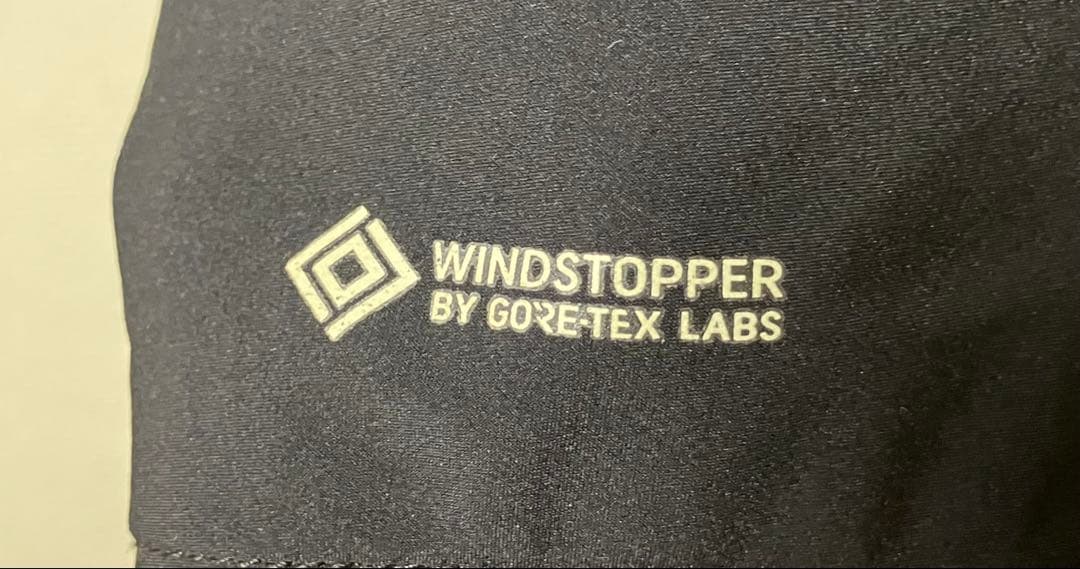 モンベル　クリマエアリバーシブルジャケット