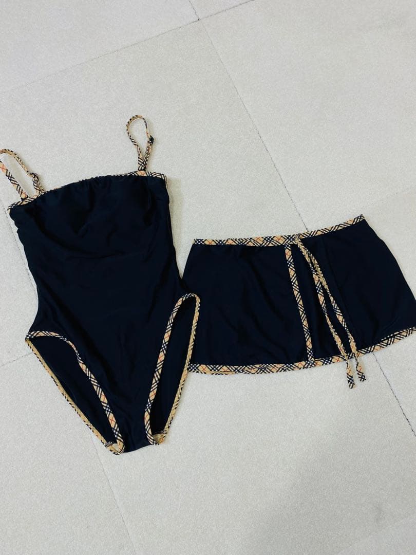 8628. 【レア】BURBERRY 水着 スカート セットアップ ノバチェック