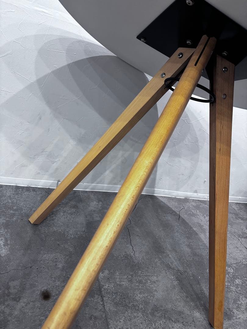 HAYに、似た円形 白 ダイニングテーブル 北欧風 韓国カフェテーブル 韓国女子