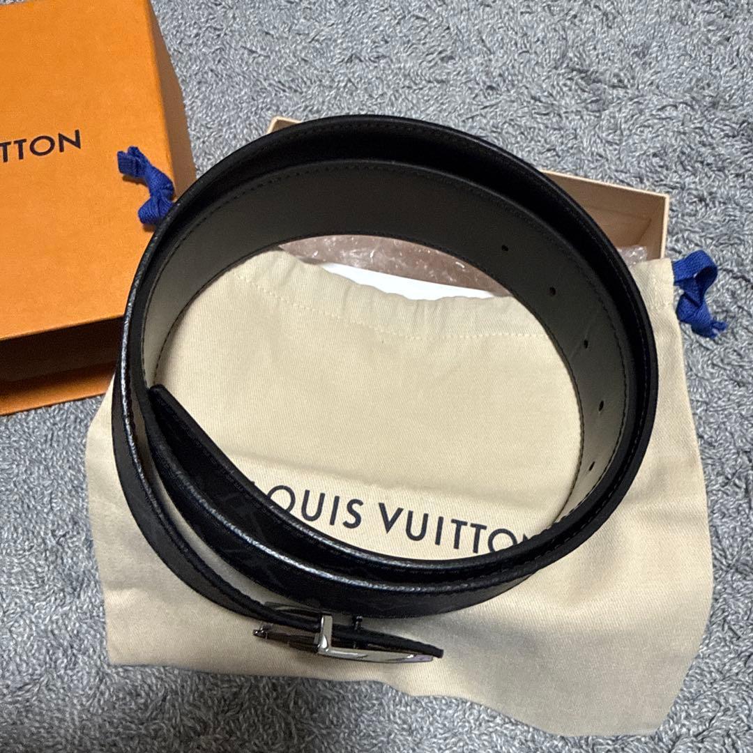 LOUIS VUITTON ルイヴィトン イニシャル エクリプス ベルト 95