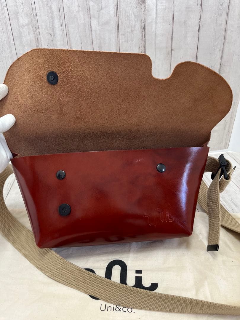 Uni&co. 牛革　メッセンジャーバッグ　キャメル　ショルダーバッグ