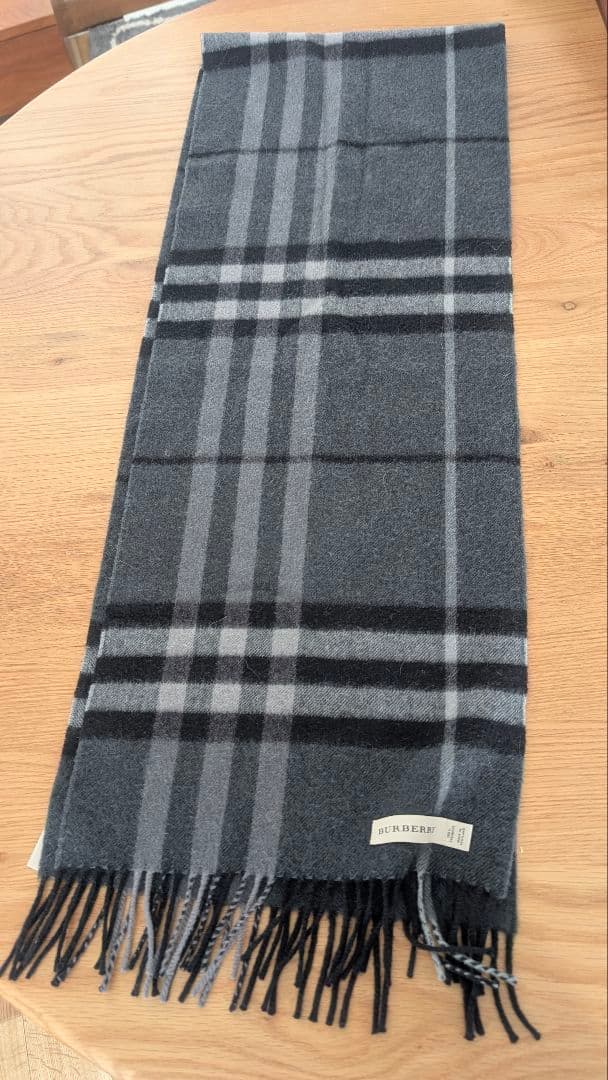 BURBERRY グレー チェック柄 マフラー